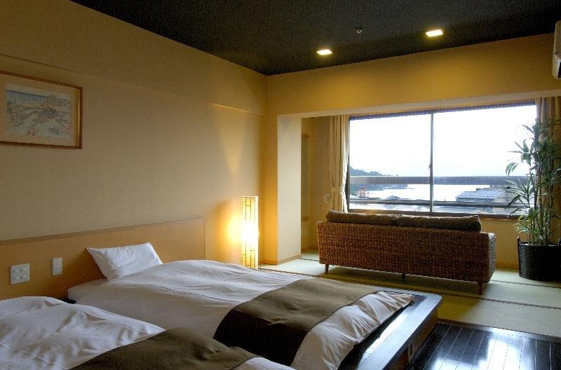 Livemax Resort Aki Miyajima Hatsukaichi Ngoại thất bức ảnh